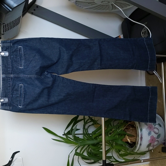 Jeans - Picture 2 of 5